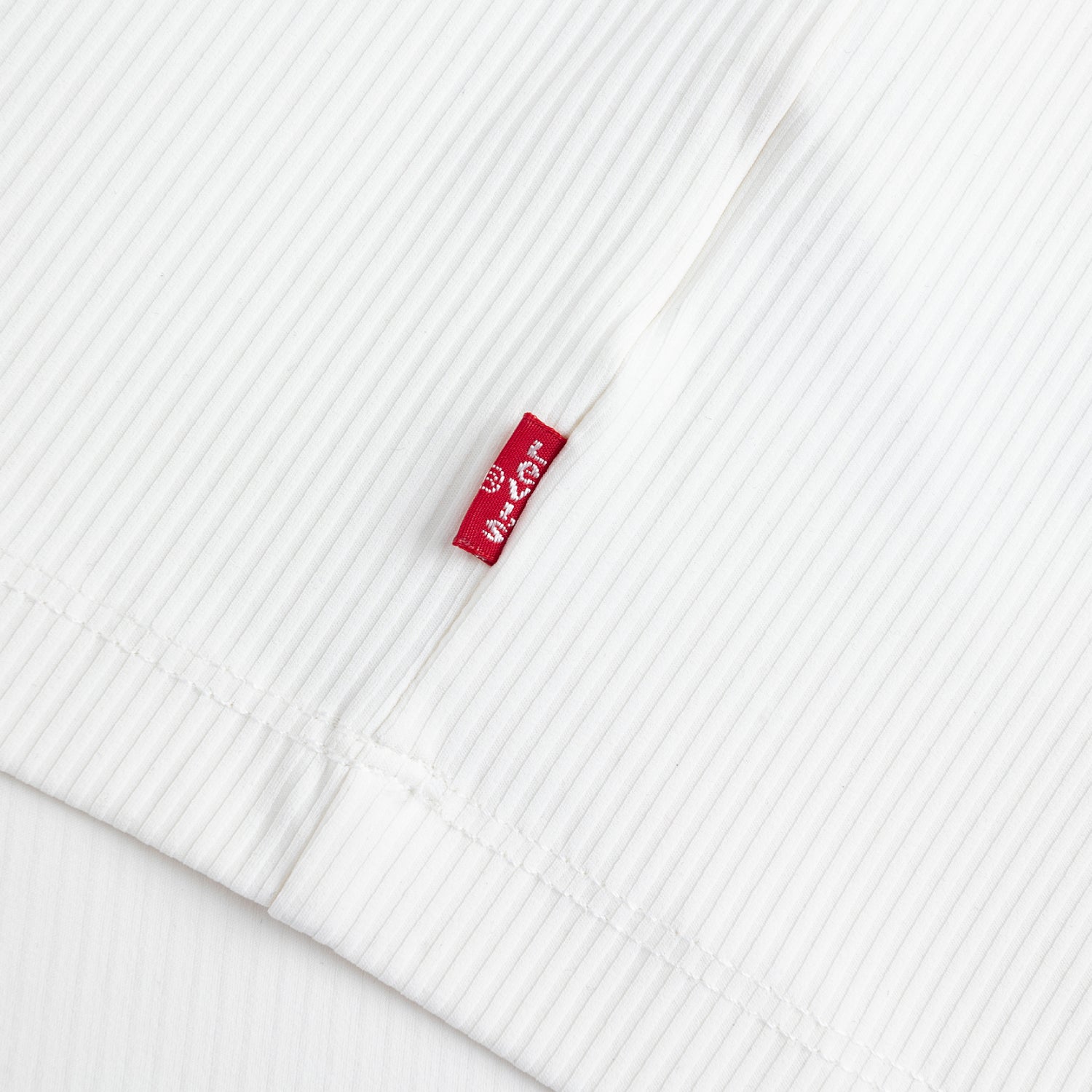 Levi's Girls California T-Shirt (Little Kids)