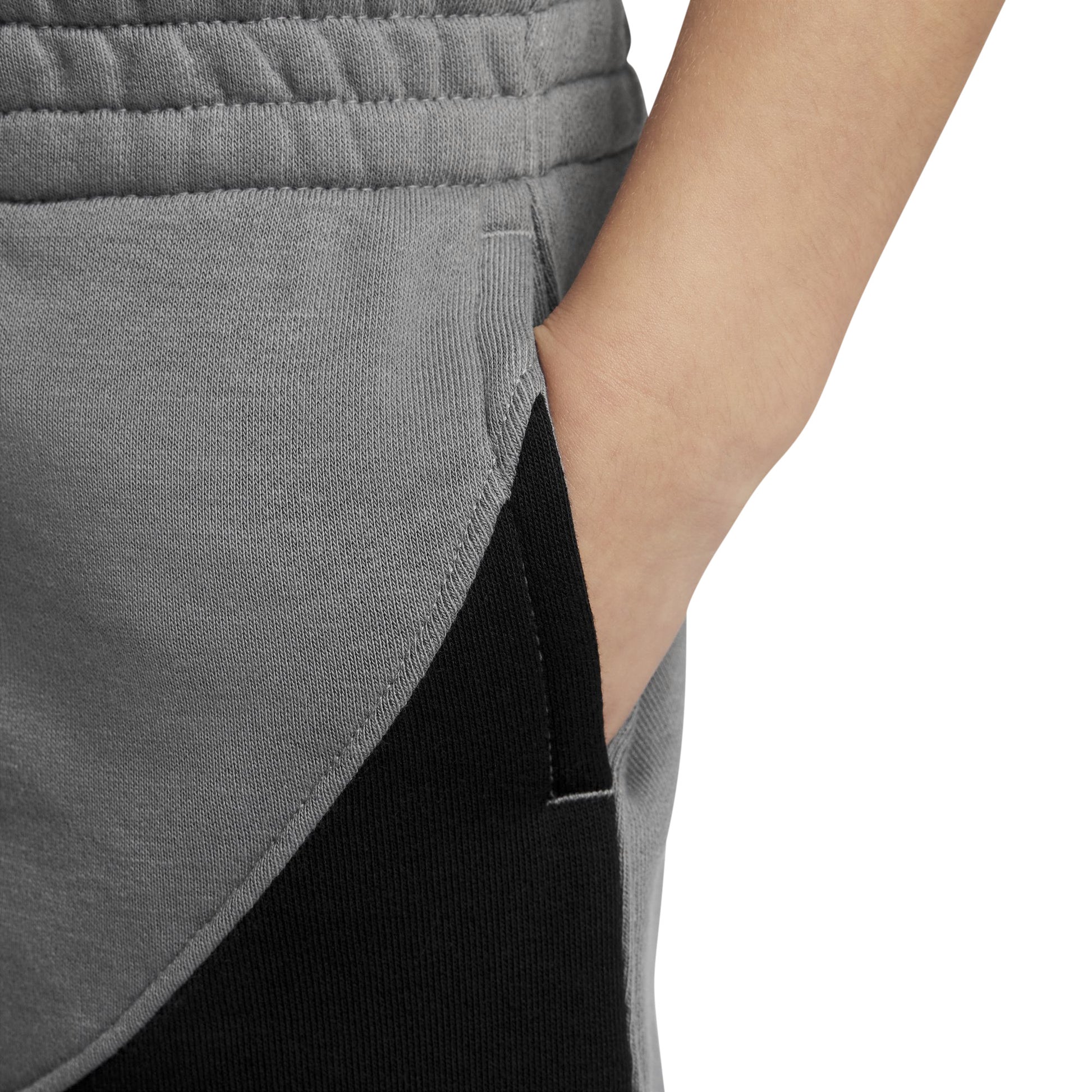 Nike Boys Sportswear On the Move Shorts (Toddler)