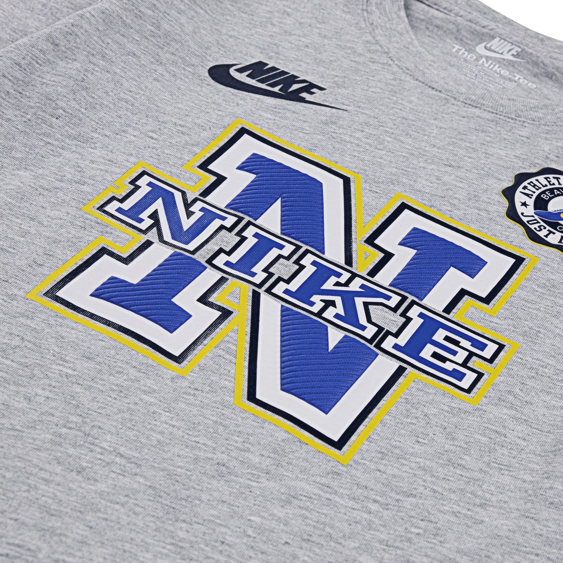 Nike Boys Athletics Long Sleeve T-Shirt (Little Kids)