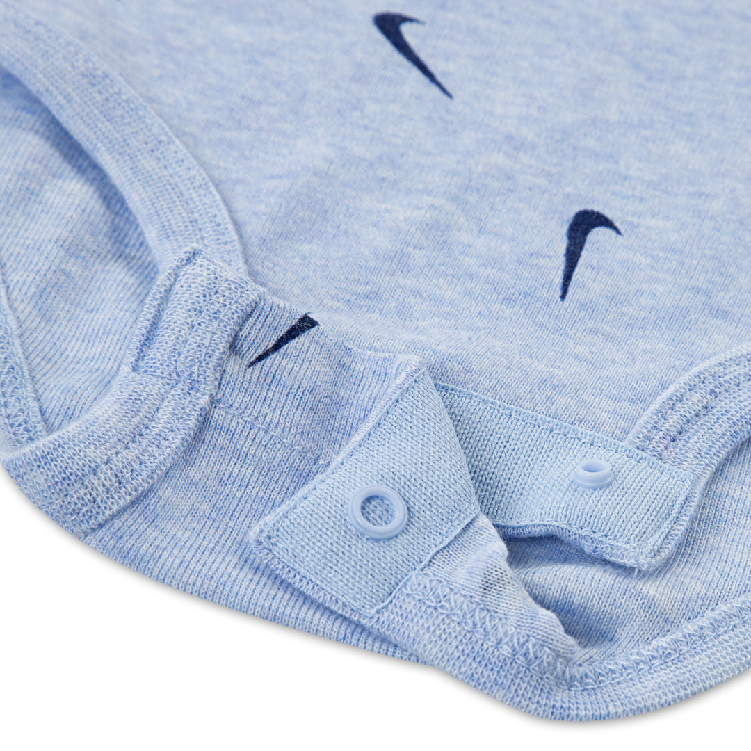 Nike 3-Pack Bodysuit, Pants & Socks Blue Set (Infant)